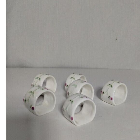 Vintage Floral Ceramic Napkin Rings Set of 6 - White with Pink Rose Pattern - Picture 2 of 9